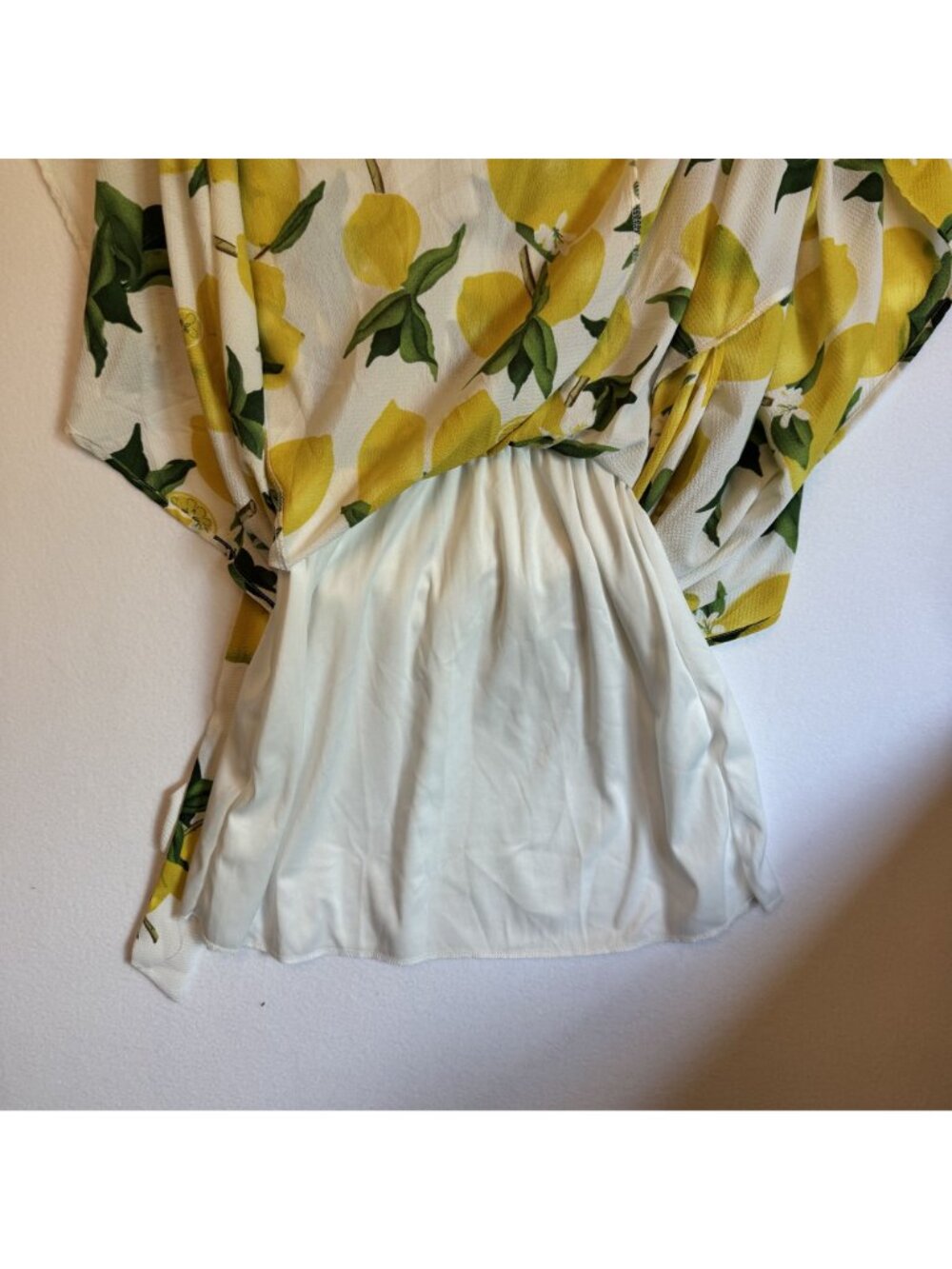 Dream Of Me Lemon Print High/Low Faux Wrap Dress Cap Sleeves Elastic Waist M - Picture 8 of 12